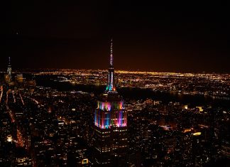 El Empire State Building inició la celebración de sus 95 años de fundación. Foto ESB