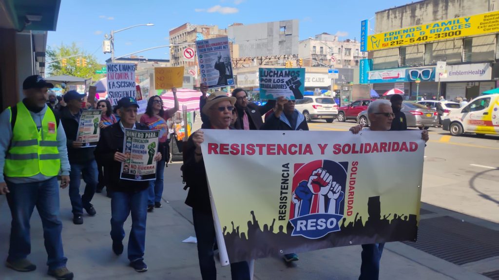 Marcha de habitantes de Washington Heights, por el Día Internacional del Trabajador. Foto Hansel Mera.