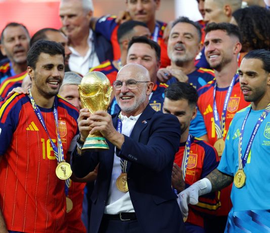 España es el campeón del mundo Luis de la Fuente