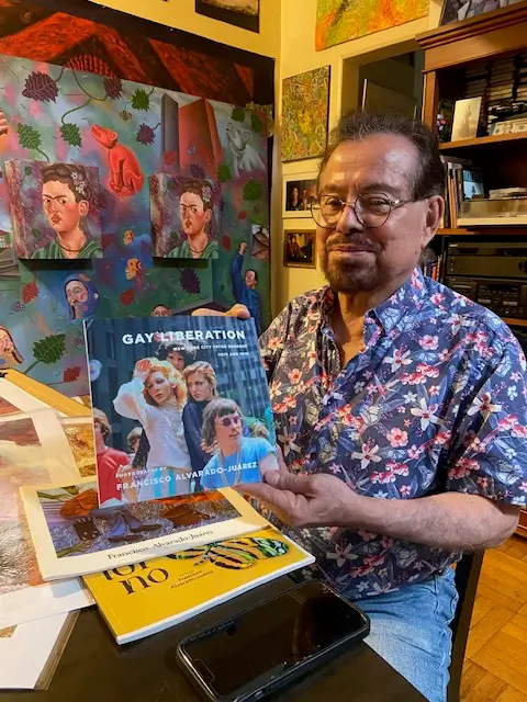 Artista Honudreno muestra su libro Gay Liberation Foto Patricia Herrera Valdizan