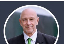 José Cueto pide firmeza contra el crimen José Cueto durante entrevista exclusiva con New York Hispano en Perú